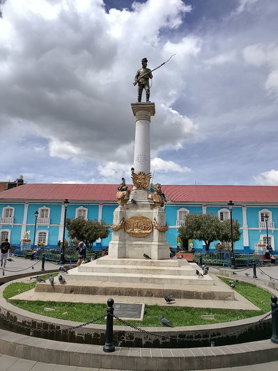 Monumento a Manuel Pino en Puno 02, Puno, 2025