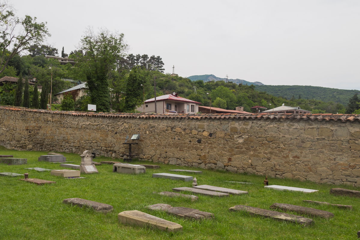 Mccheta, Klasztor Samtawro, Płot, Mtskheta, Georgia, 2016
