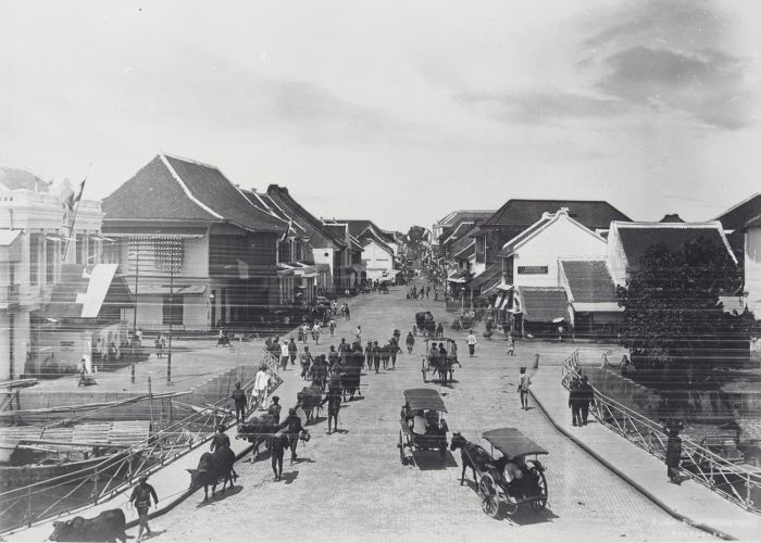 COLLECTIE TROPENMUSEUM De Roode Brug te Soerabaja TMnr, Surabaya, Indonesia, 1910