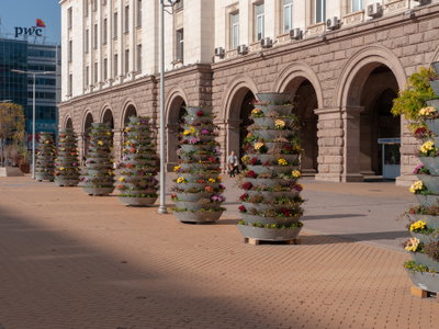 Indepence Square, Sofia (P1070772), Sofia, 2018