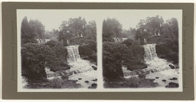 EU: Watervallen in een rivier nabij Malang (1900), Malang, 1900