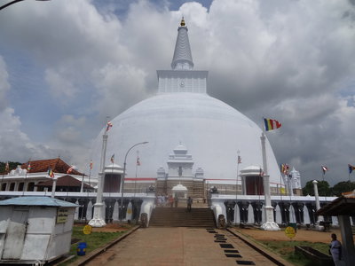Ruwanwelisaya Stupa 24, Anuradhapura, 2013