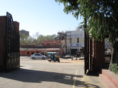 Jaipur - Sheraton view on the street, Jaipur, 2007