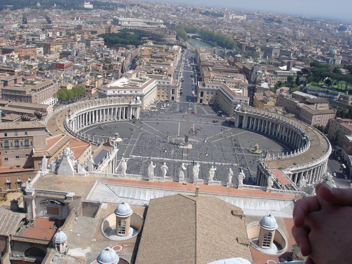 St Peters square, Vatican, Italy, Vatican City, Vatican City, 2007