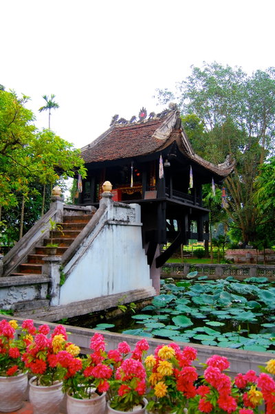 One Pillar Pagoda, Hanoi, 2008