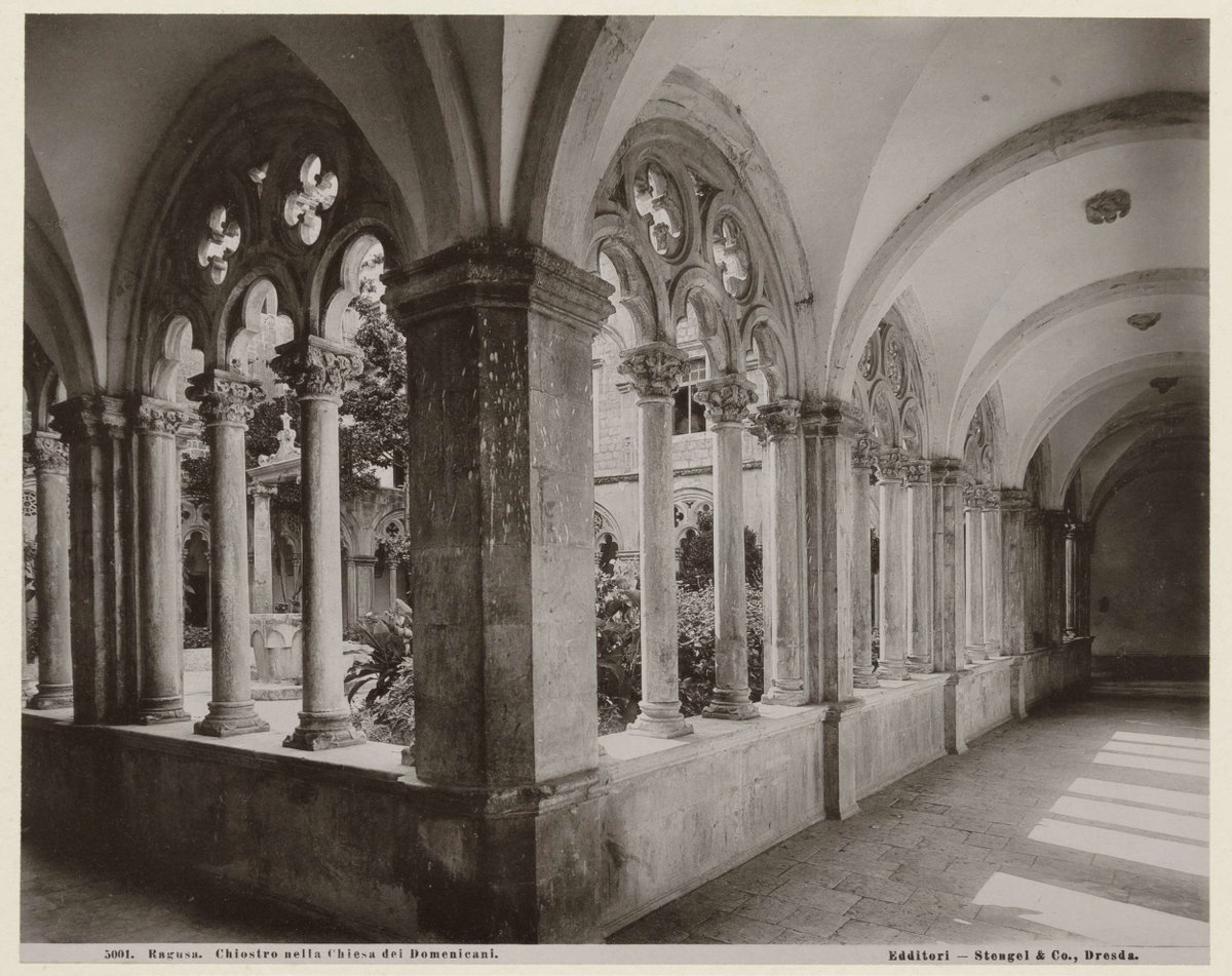 EU: Kloostergang van de Dominicanerkerk te Dubrovnik (1900), Dubrovnik, Croatia, 1900