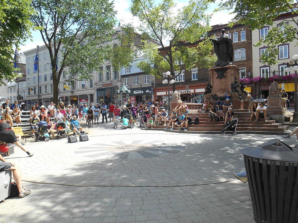 Place de l Hotel-de-Ville - 02, Quebec City, Canada, 2014