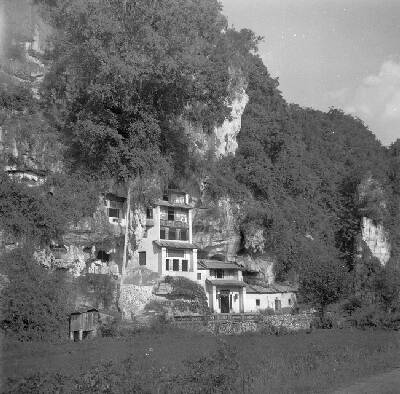 EU: Rotswoningen in Ipoh op Malakka (1946), Ipoh, Malaysia, 1946