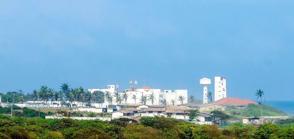 Christiansborg Castle (also known as Osu Castle) 2 (cropped), Accra, Ghana, 2016