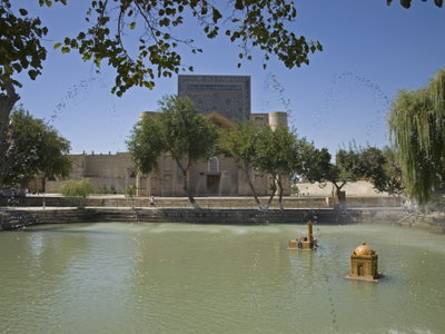 Lyabi-Hovuz and Nadir Divanbegi Khanqah, Bukhara, 2015