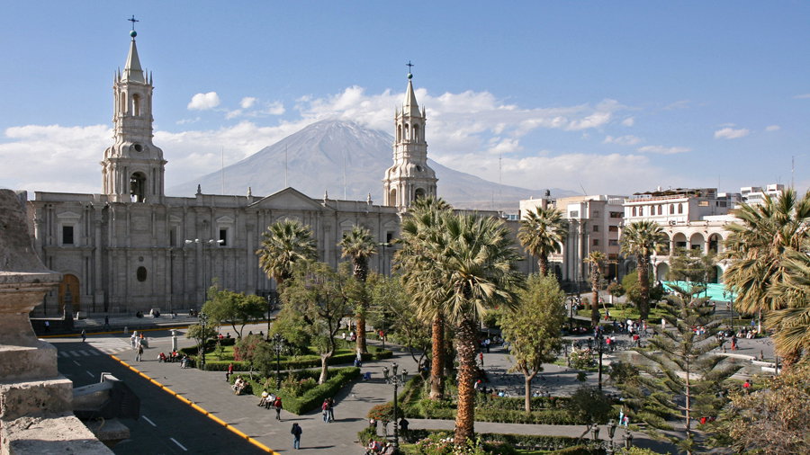Arequipa, Plaza de Armas and Volcan El Misti, Arequipa, Peru, 2008