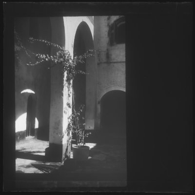 EU: Kasteel St. George, kleine binnenplaats gouverneursdeel (1953), Elmina, 1953