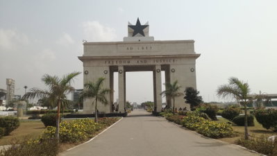 Black Star Gate, Accra — photos through time