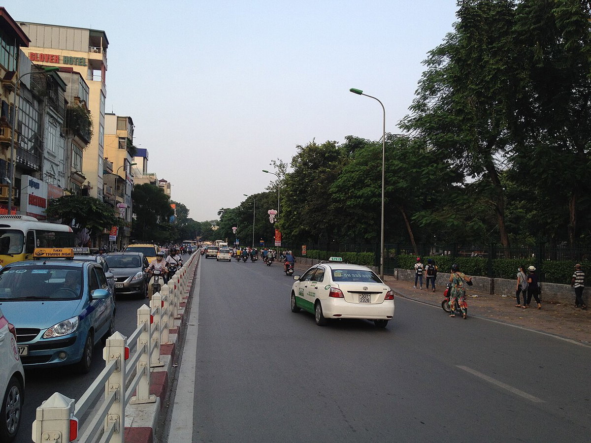 Phố Tôn Đức Thắng, Hà Nội 002, Hanoi, Vietnam, 2015