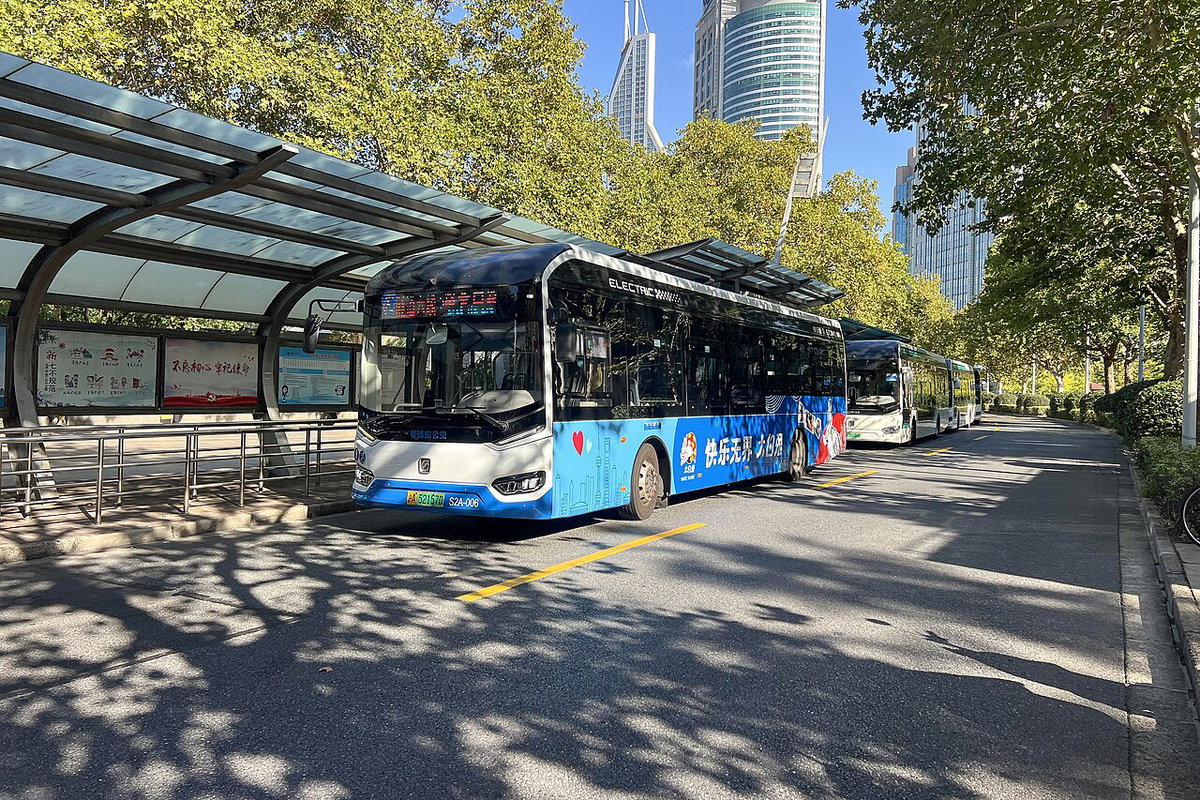People's Square (Wusheng Rd) Bus Stop, Shanghai, China, 2025
