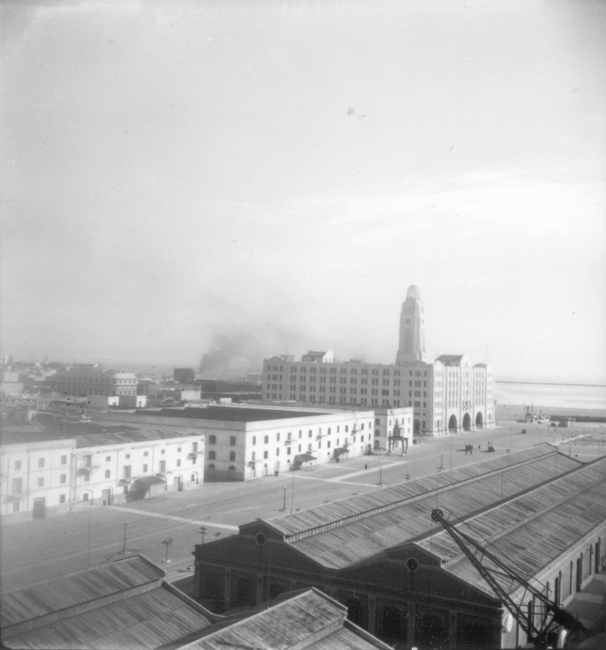 EU: Reisefotos Uruguay. Montevideo. Hafengebäude 2 (1939), Montevideo, Uruguay, 1939