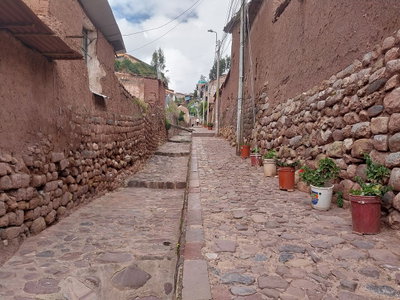 Sitio arqueológico mercado El Molino 01, Cusco — photos through time