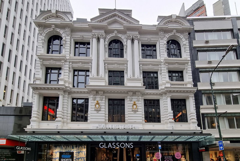 NZ WL Whitcoulls Building in 2022 — Whitcoulls Building, Lambton Quay