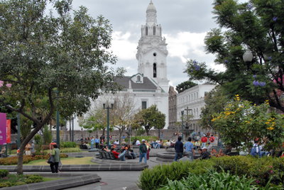 Quito pl de la Independencia 2006 01, Quito, 2006