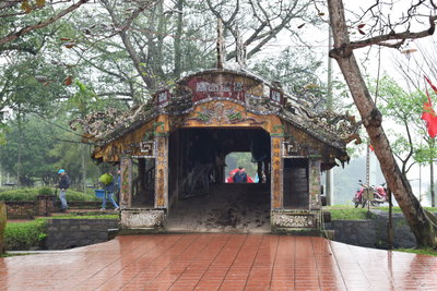 Thanh Toan tile-roofed bridge, Hue, 2018