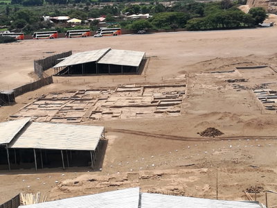 Restes de la ciutat entre la Huaca del Sol i la Huaca de, Trujillo, 2017