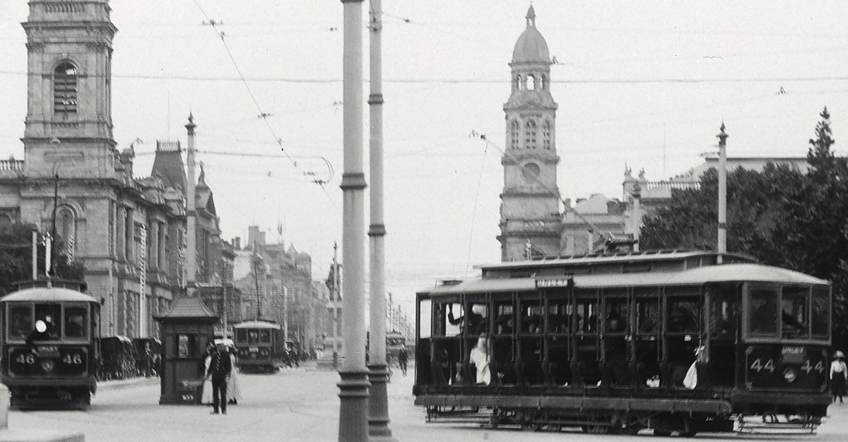 Adelaide Type B trams 44 43 & 46 in Victoria Square (SLSA B cropped), Adelaide, Australia, 1910