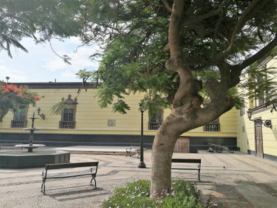 Pati d'edifici del jirón Bolívar de Trujillo, Trujillo, 2017