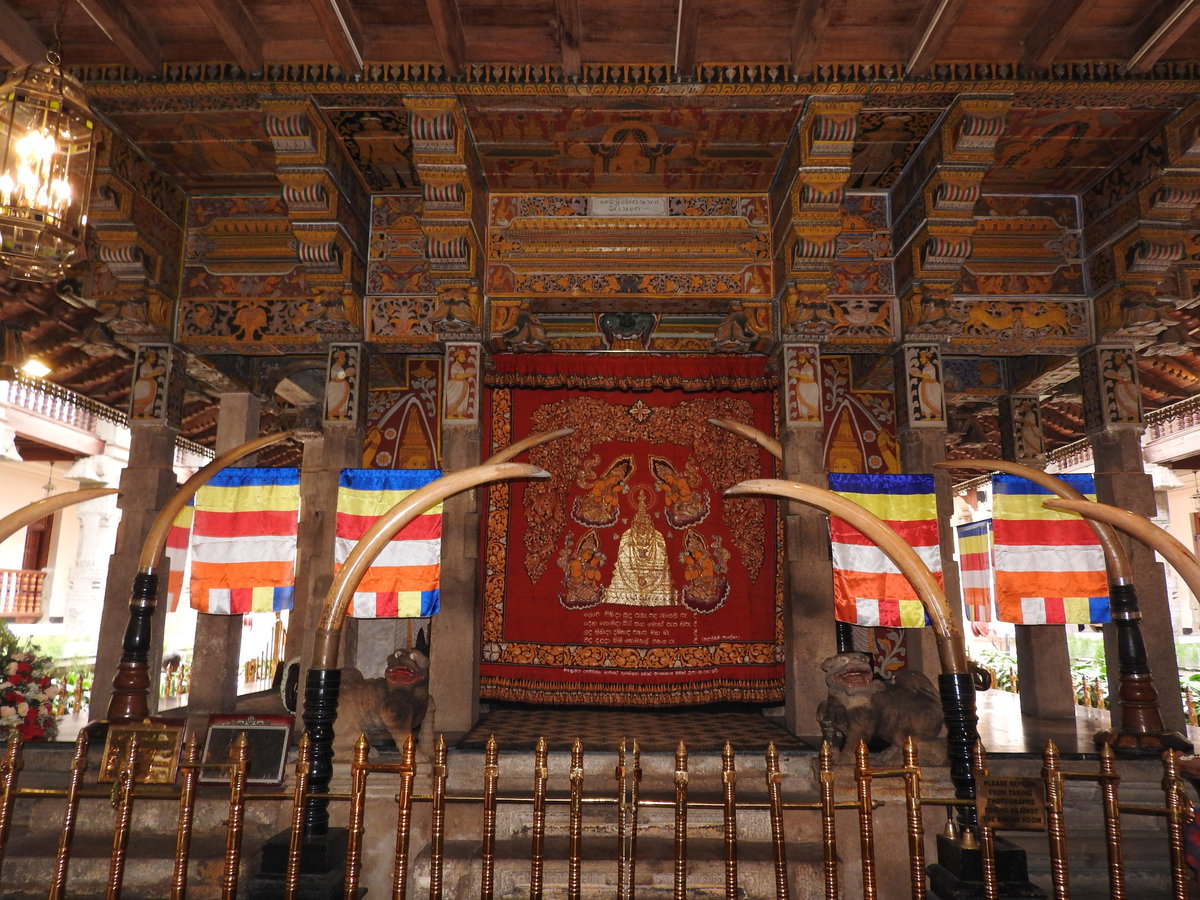 Sri Dalada Maligawa-7-kandy-Sri Lanka, Kandy, Sri Lanka, 2019