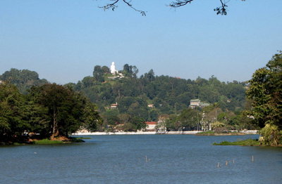 Bahiravakanda Buddha 02, Kandy, 2006