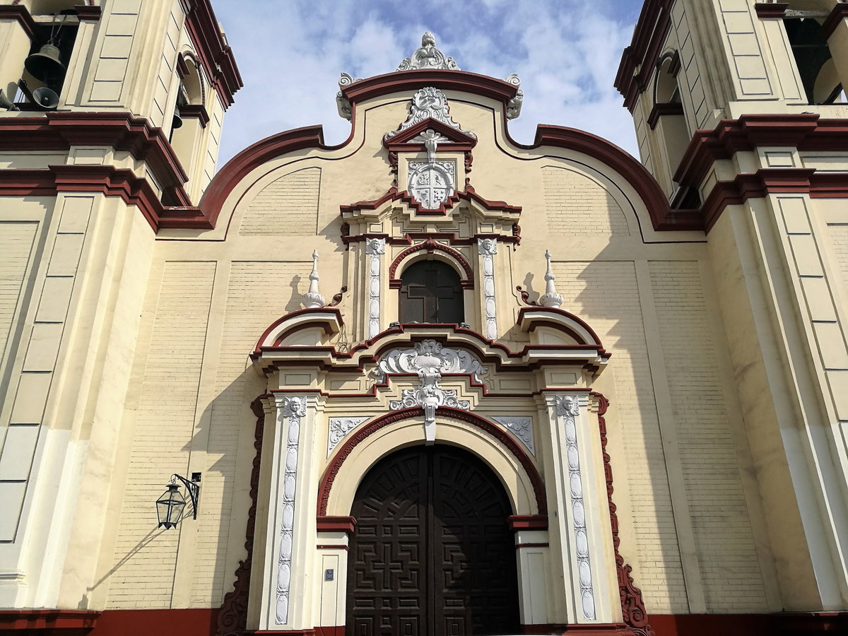 Façana de lesglésia de San Agustín de Trujillo, Trujillo, Peru, 2017