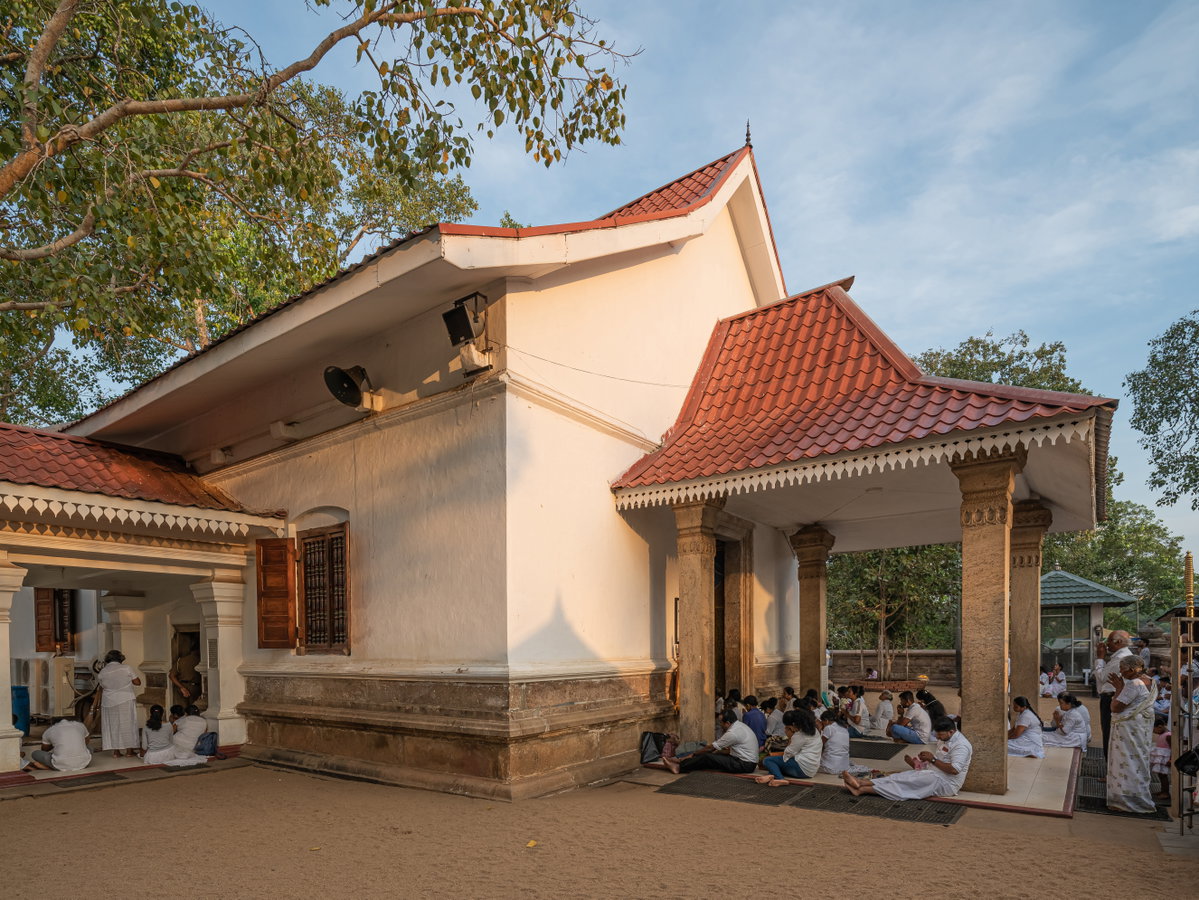 SL Anuradhapura Jaya Sri Maha Bodhi, Anuradhapura, Sri Lanka, 2020
