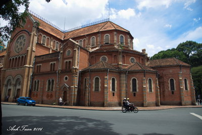 Behind the church DUC BA SAI GON, Ho Chi Minh City, 2016