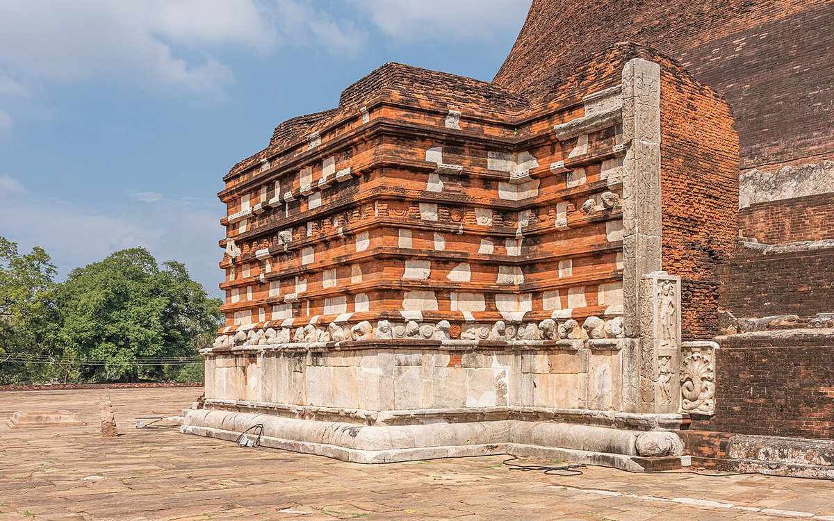 SL Anuradhapura Jetavanaramaya Stupa, Anuradhapura, Sri Lanka, 2020