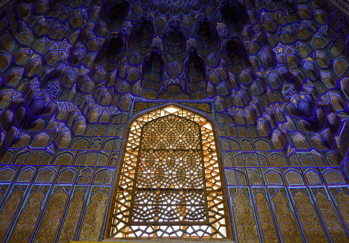 Inside Timurs Mausoleum, Samarkand, Uzbekistan, 2015