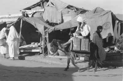 EU: Reisefotos Marokko. Basar mit Maultierreiter? (vielleicht in Casablanca) (1939), Casablanca, 1939