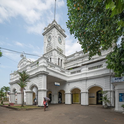 SL Colombo Maradana station, Colombo, 2020
