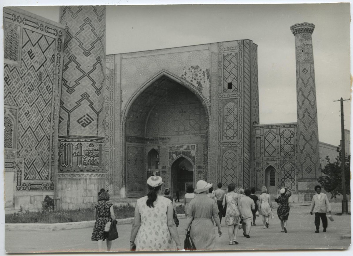 EU: V koosseisu ekskursioon Kesk-Aasiasse 28. aprill - 18. mai Samarkand (1972) b, Samarkand, Uzbekistan, 1972