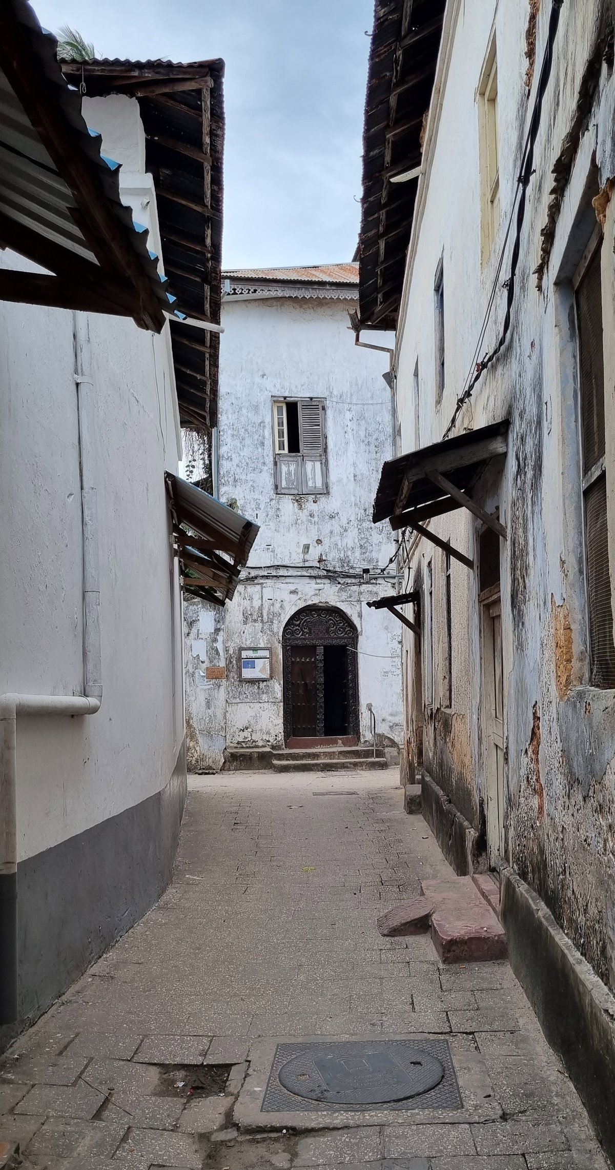 Street Stonetown 49, Stone Town, Zanzibar, Tanzania, 2022
