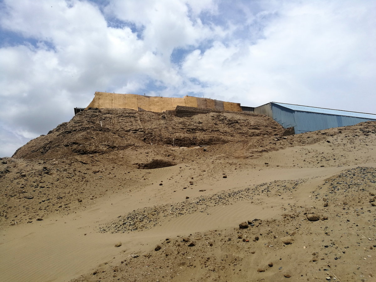 Huaca de, Trujillo, Peru, 2017