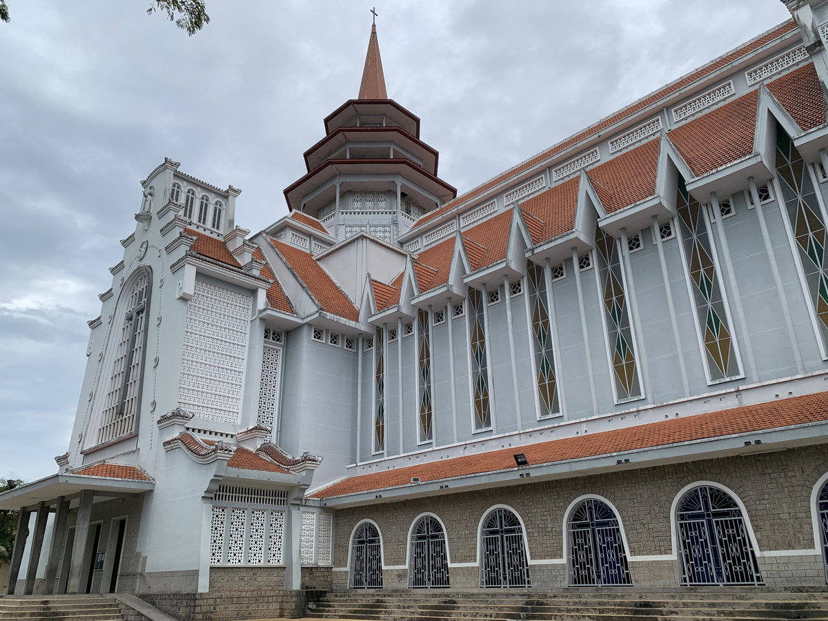 Huế 2024 - Church of the Saviour (Nhà thờ Dòng Chúa Cứu Thế, Huế), Hue, Vietnam, 2024