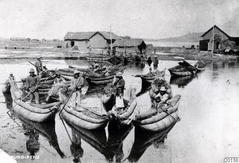 EU: craft, port, boat, balsa, photograph (1979), Puno, Peru, 1979