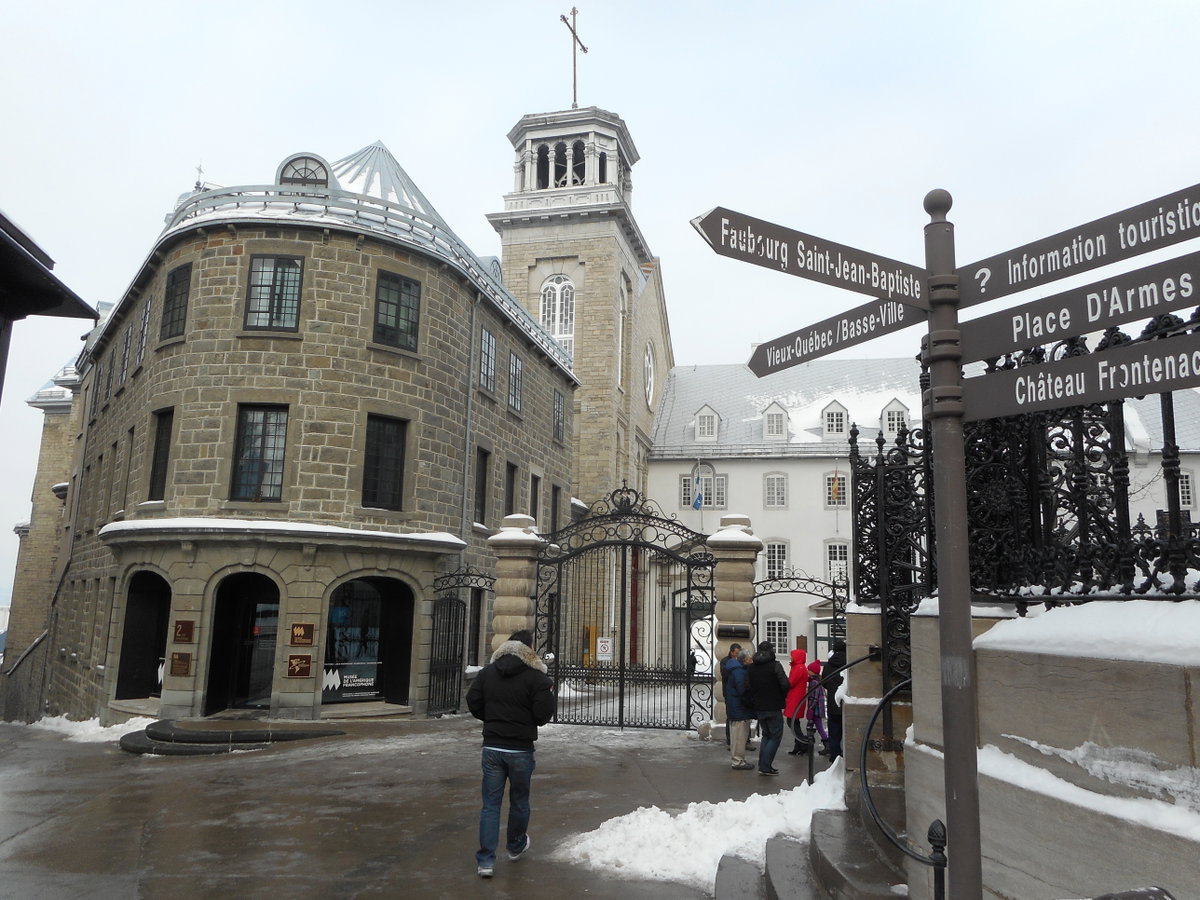 Ancien edifice du Quebec Dispensary, Quebec City, Canada, 2014