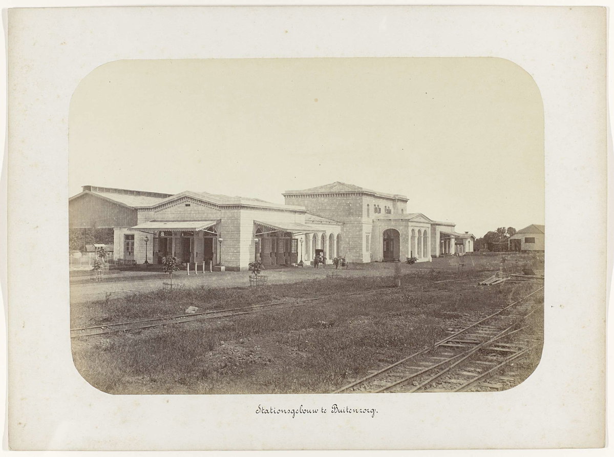 EU: Stationsgebouw te Buitenzorg (1880), Bogor, Indonesia, 1880