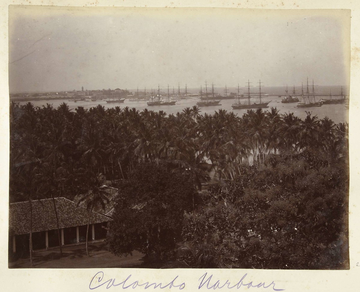 EU: Schepen voor anker in de haven van Colombo (1900), Colombo, Sri Lanka, 1900