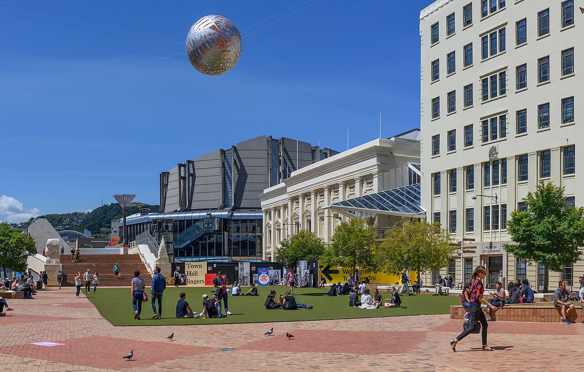 Wellington NZ7 3363 (cropped), Wellington, New Zealand, 2019