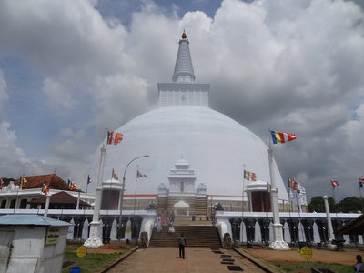 Ruwanwelisaya Stupa 25, Anuradhapura, 2013