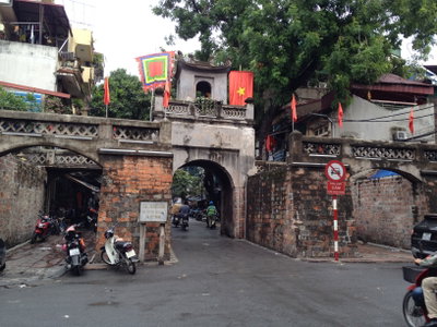 Mặt tây ô Quan Chưởng, Hà Nội 001, Hanoi, 2015