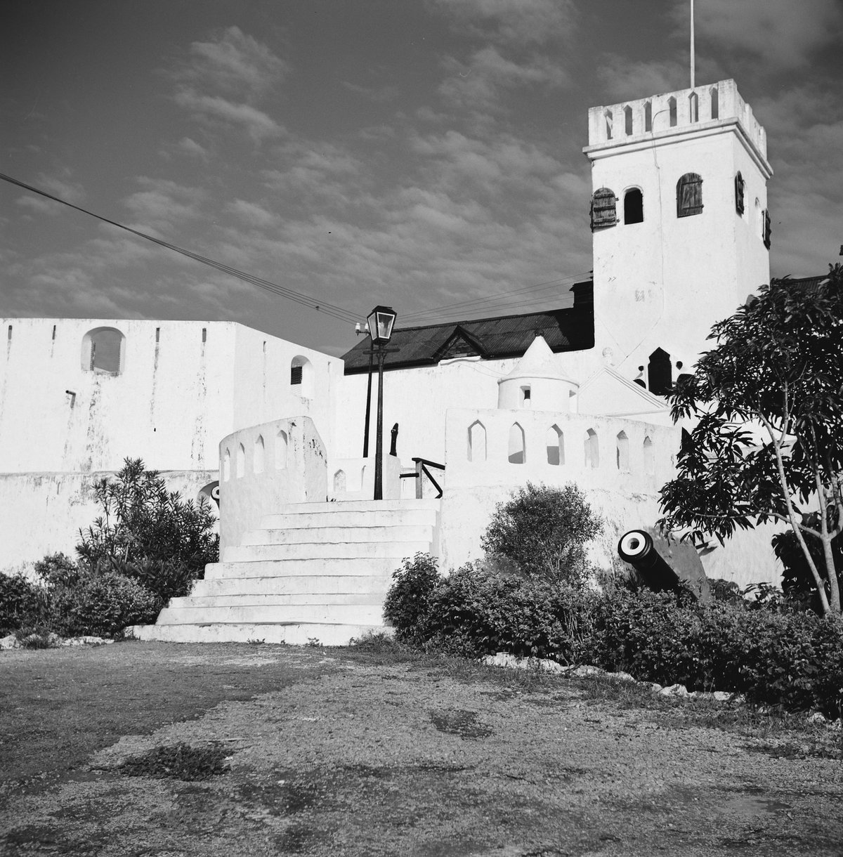 EU: Fort St. Jago, Coenraadsburch, ingang (1966), Elmina, Ghana, 1966