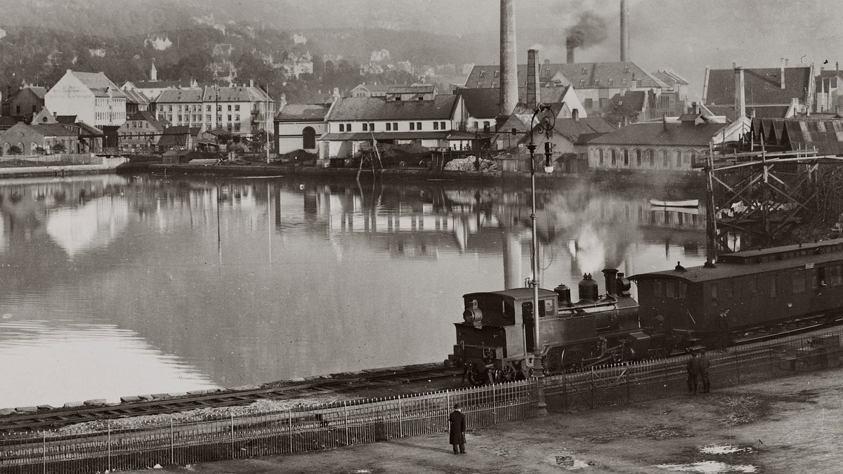 Bergensbanen BergenGamleStasjon (cropped), Bergen, Norway, 1904