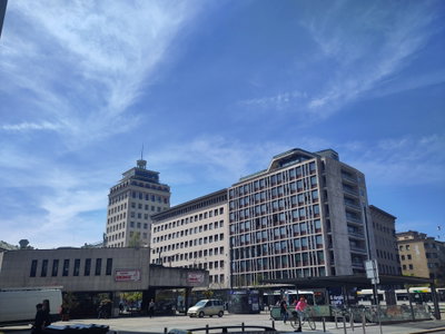 Square avec Nebotičnik, Ljubljana, 2024